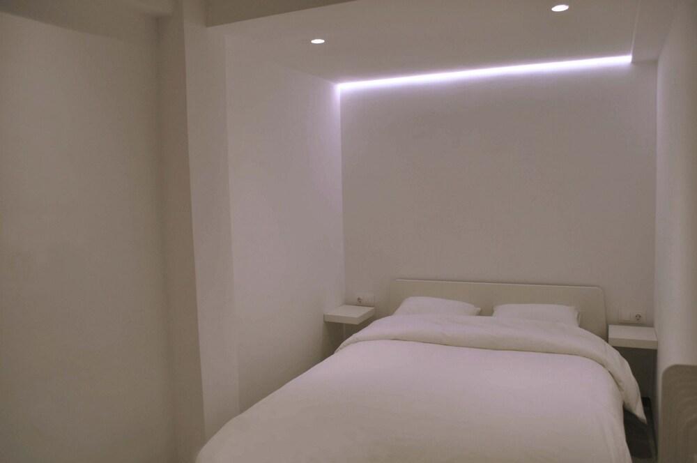 Athens One Apartment By Olala Homes 외부 사진