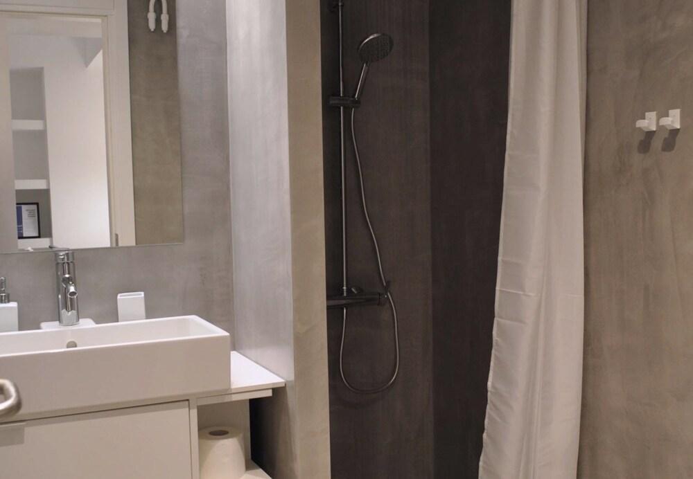 Athens One Apartment By Olala Homes 외부 사진